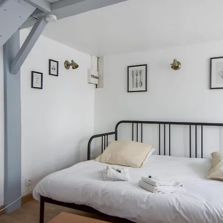 Esquermes - Welkeys Apartament *
