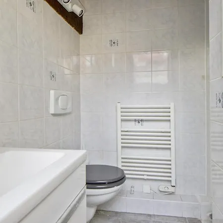 Esquermes - Welkeys Apartament